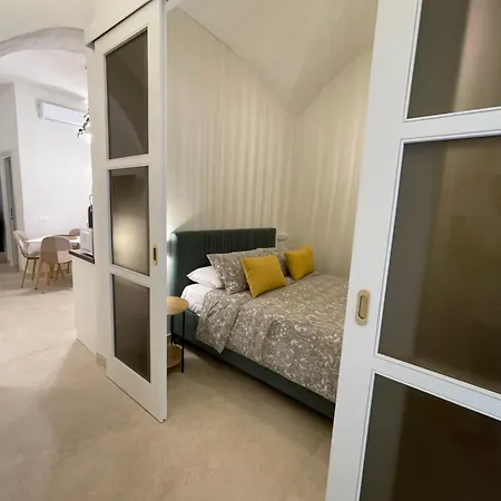 Domus Parthenope Comfort דירה *