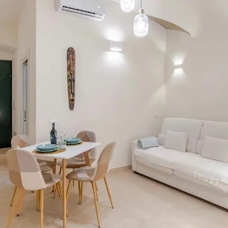 شقة Domus Parthenope Comfort نابولي