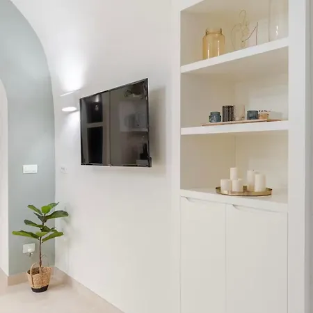 Domus Parthenope Comfort شقة *