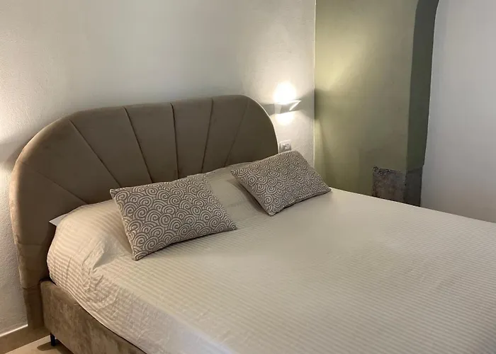 Domus Parthenope Comfort Διαμέρισμα *